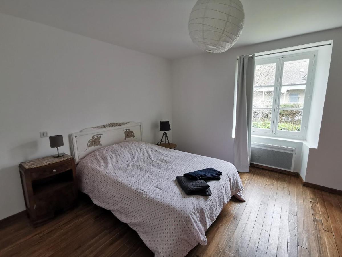 Le Monrepos Avec Jacuzzi Nordique Apartment Bielle ภายนอก รูปภาพ